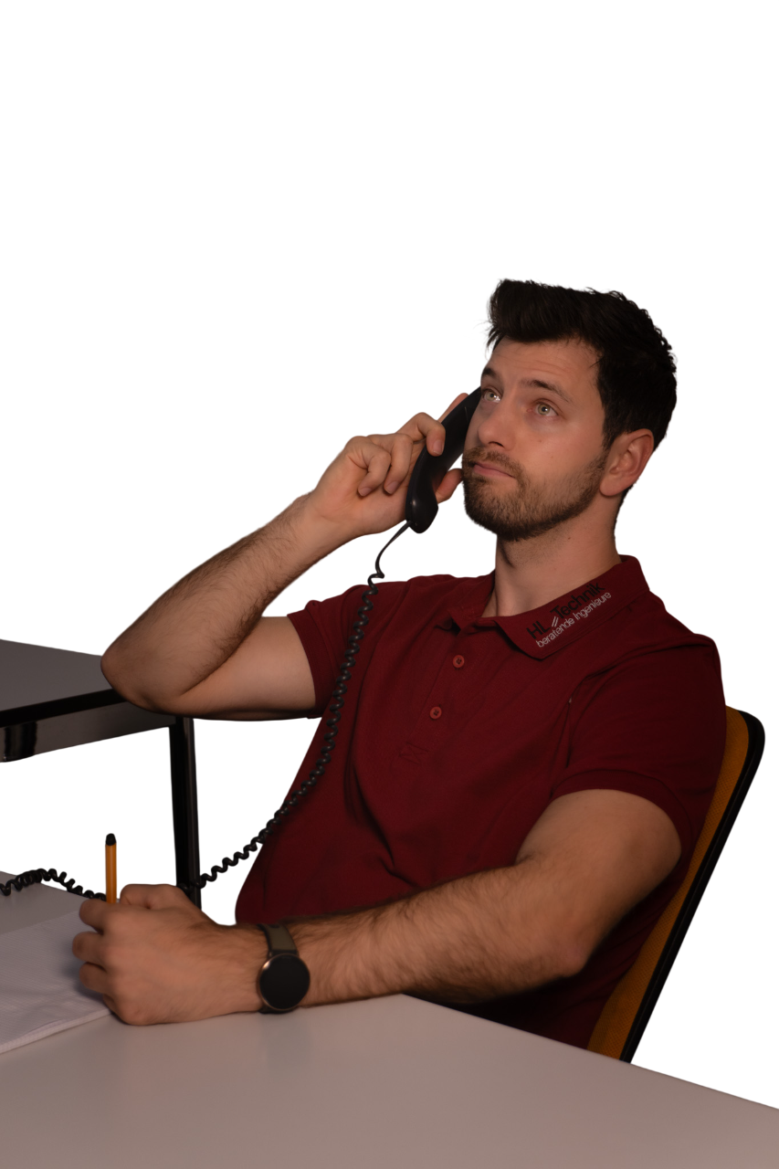 Gohl Roman_GOH_sitzend